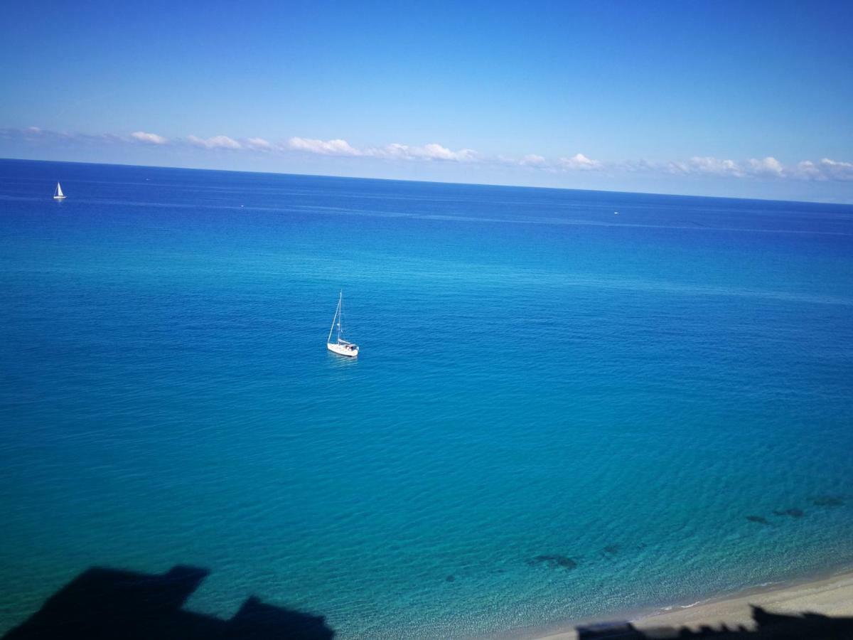 Isola Bella Sea-View Apartment Tropea Kültér fotó