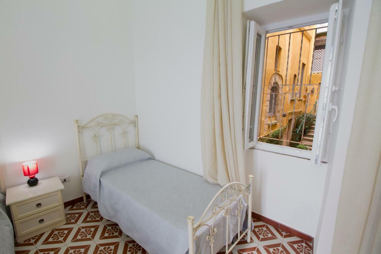 Isola Bella Sea-View Apartment Tropea Kültér fotó